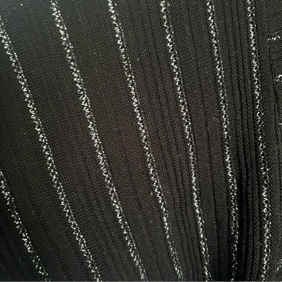 Lane Bryant Black and Silver Metallic Striped Tie Cardigan size 18/20 - Picture 2 of 6